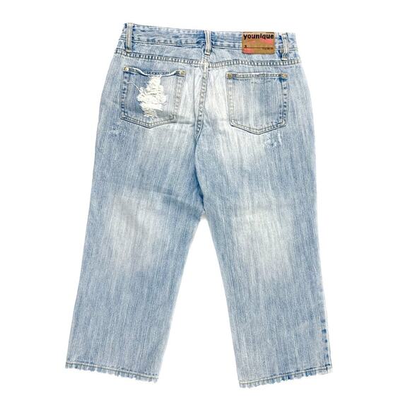 Light Wash Distressed Cropped Jeans - Picture 2 of 8